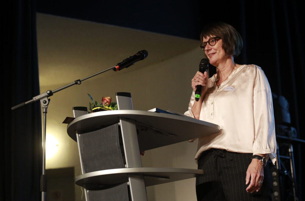 Barbara Eufinger mit dem Silbernen Schuh ausgezeichnet