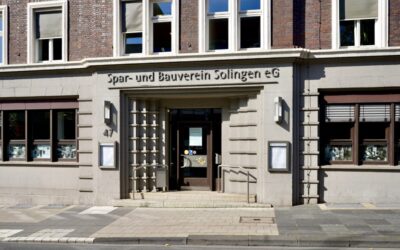Spende vom Spar- und Bauverein Solingen für Ukraine-Hilfe